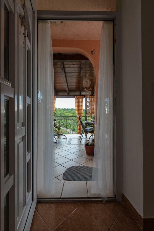 Apartment Paula Jadranovo Zewnętrze zdjęcie